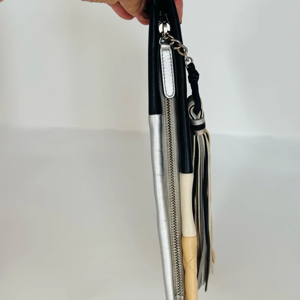 Authentic CHANEL Lambskin Colorblock Clutch - Picture 5 of 14